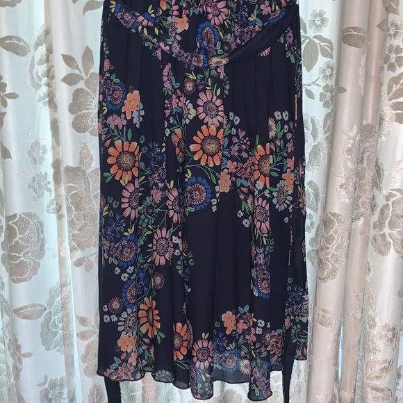 ELOQUII Navy Floral Dress - Picture 3 of 4